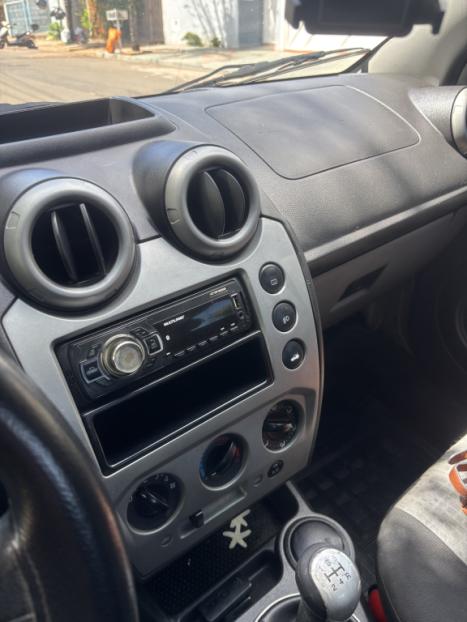 FORD Fiesta Sedan 1.6 4P CLASS FLEX, Foto 4