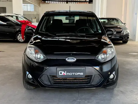 FORD Fiesta Sedan 1.6 4P ROCAM FLEX, Foto 2