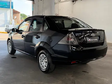 FORD Fiesta Sedan 1.6 4P ROCAM FLEX, Foto 7