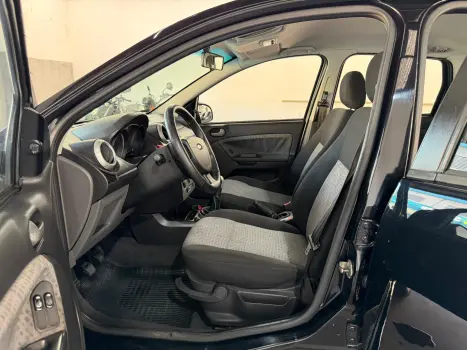FORD Fiesta Sedan 1.6 4P ROCAM FLEX, Foto 10