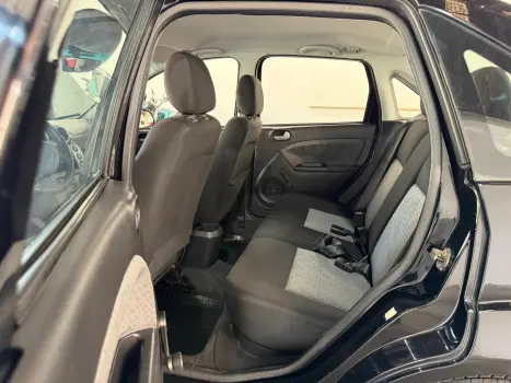 FORD Fiesta Sedan 1.6 4P ROCAM FLEX, Foto 11