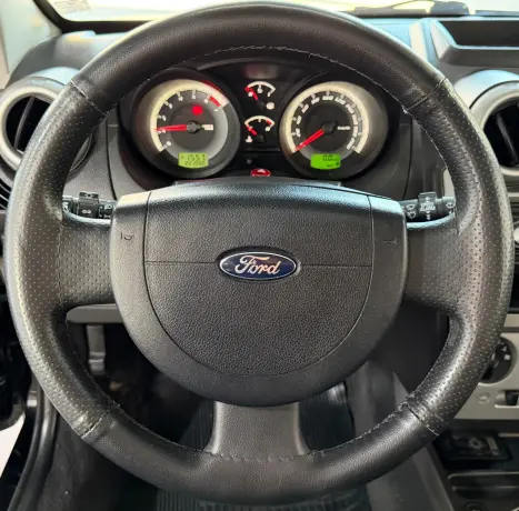 FORD Fiesta Sedan 1.6 4P ROCAM FLEX, Foto 15
