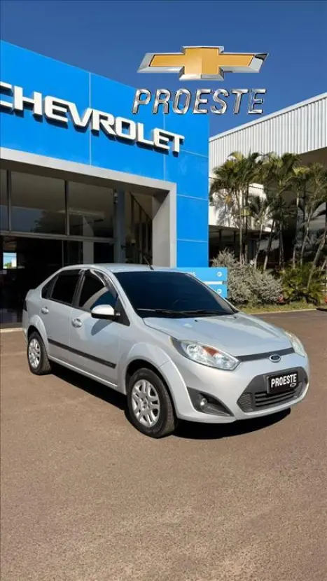 FORD Fiesta Sedan 1.6 4P ROCAM FLEX, Foto 1