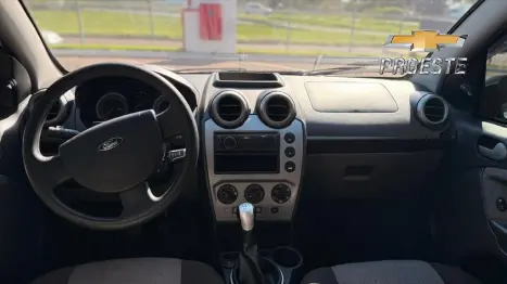 FORD Fiesta Sedan 1.6 4P ROCAM FLEX, Foto 3