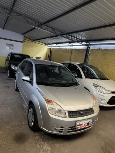 FORD Fiesta Sedan 1.6 4P FLEX, Foto 2
