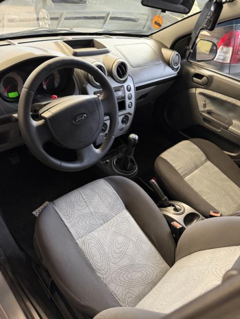 FORD Fiesta Sedan 1.6 4P FLEX, Foto 4