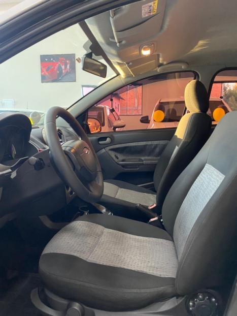 FORD Fiesta Sedan 1.6 4P FLEX, Foto 8
