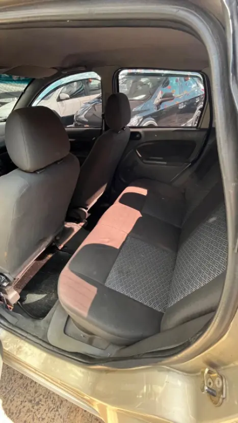 FORD Fiesta Sedan 1.6 4P FLEX, Foto 6