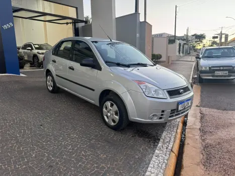 FORD Fiesta Sedan 1.6 4P FLEX, Foto 1