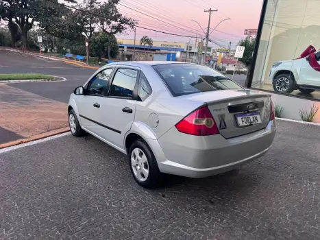 FORD Fiesta Sedan 1.6 4P FLEX, Foto 4