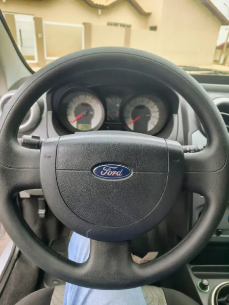 FORD Fiesta Sedan 1.6 4P FLEX, Foto 10