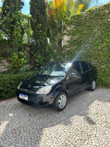 FORD Fiesta Sedan 1.6 4P ROCAM FLEX, Foto 2