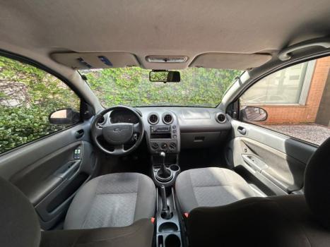 FORD Fiesta Sedan 1.6 4P ROCAM FLEX, Foto 7