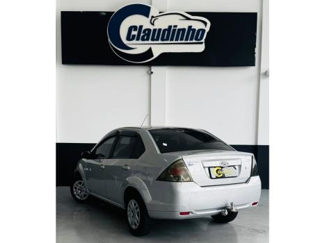 FORD Fiesta Sedan , Foto 3