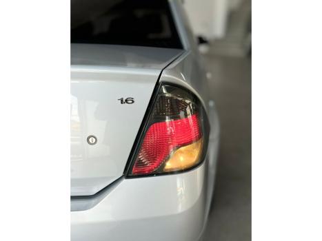 FORD Fiesta Sedan , Foto 8