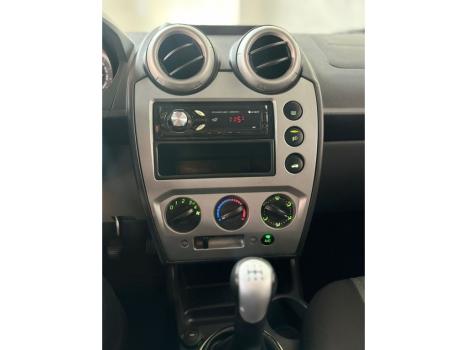 FORD Fiesta Sedan , Foto 10