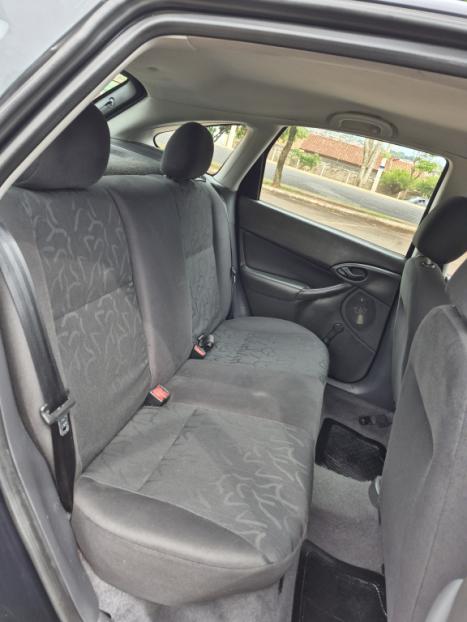 FORD Focus Hatch 1.6 4P GLX FLEX, Foto 6