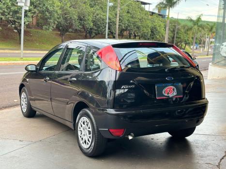 FORD Focus Hatch 1.6 4P, Foto 4