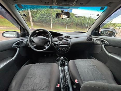 FORD Focus Hatch 1.6 4P, Foto 7