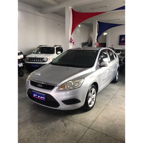 FORD Focus Hatch 1.6 16V 4P SE PLUS FLEX, Foto 2