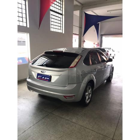 FORD Focus Hatch 1.6 16V 4P SE PLUS FLEX, Foto 5