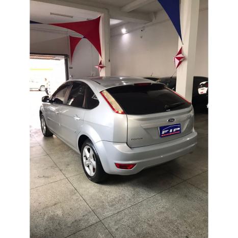 FORD Focus Hatch 1.6 16V 4P SE PLUS FLEX, Foto 7