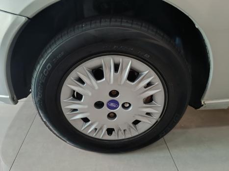 FORD Focus Hatch 1.6 4P GLX FLEX, Foto 7