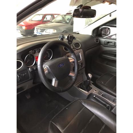 FORD Focus Hatch 1.6 16V 4P SE FLEX, Foto 8