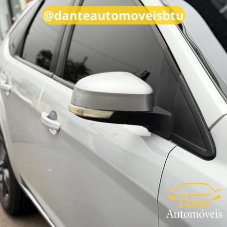 FORD Focus Hatch 1.6 16V 4P SE FLEX, Foto 9