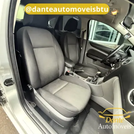 FORD Focus Hatch 1.6 16V 4P SE FLEX, Foto 18