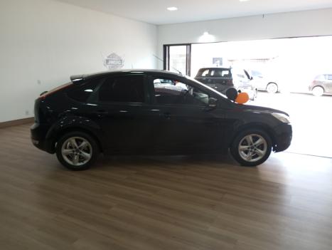 FORD Focus Hatch 1.6 16V 4P SE FLEX, Foto 2