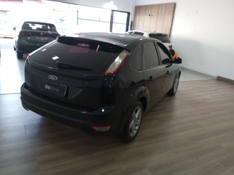 FORD Focus Hatch 1.6 16V 4P SE FLEX, Foto 6