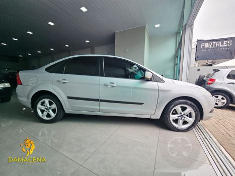 FORD Focus Hatch 2.0 16V 4P GLX, Foto 7