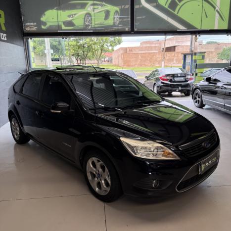 FORD Focus Hatch 2.0 16V 4P FLEX TITANIUM AUTOM�TICO, Foto 3