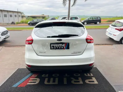 FORD Focus Hatch 2.0 16V 4P FLEX TITANIUM AUTOM�TICO, Foto 11