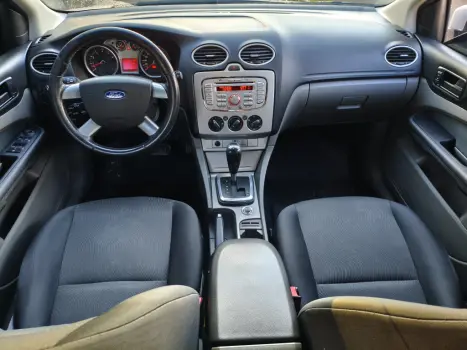 FORD Focus Hatch 2.0 16V 4P GLX FLEX AUTOM�TICO, Foto 10