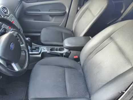 FORD Focus Hatch 2.0 16V 4P GLX FLEX AUTOM�TICO, Foto 11