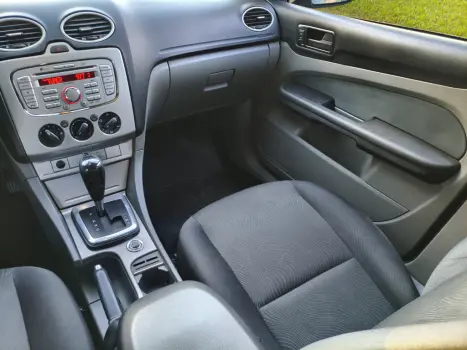 FORD Focus Hatch 2.0 16V 4P GLX FLEX AUTOM�TICO, Foto 12