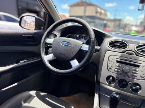 FORD Focus Hatch 2.0 16V 4P GLX FLEX AUTOM�TICO, Foto 6