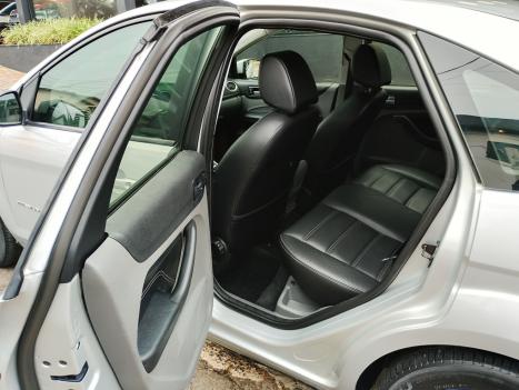 FORD Focus Hatch 2.0 16V 4P FLEX TITANIUM AUTOM�TICO, Foto 10