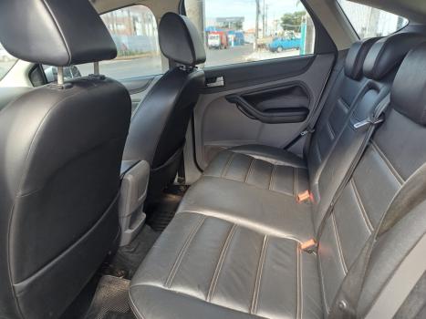 FORD Focus Hatch 2.0 16V 4P FLEX AUTOM�TICO, Foto 11