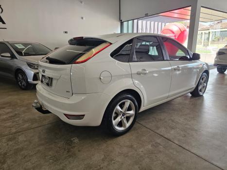 FORD Focus Hatch 2.0 16V 4P FLEX AUTOMÁTICO, Foto 4
