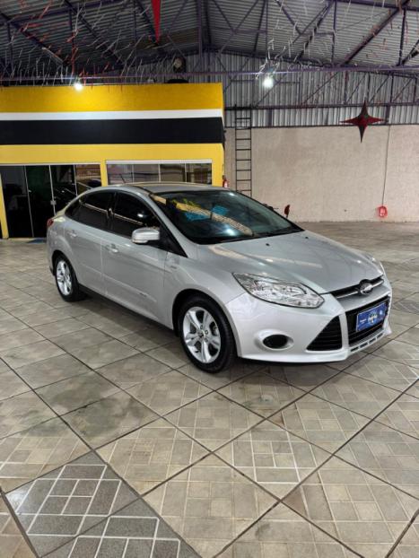 FORD Focus Sedan 1.6 16V 4P FLEX S POWERSHIFT AUTOMATIZADO, Foto 2
