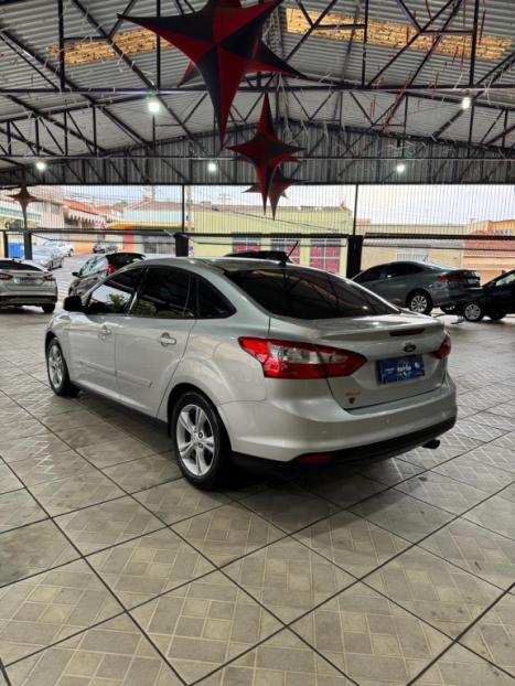FORD Focus Sedan 1.6 16V 4P FLEX S POWERSHIFT AUTOMATIZADO, Foto 5