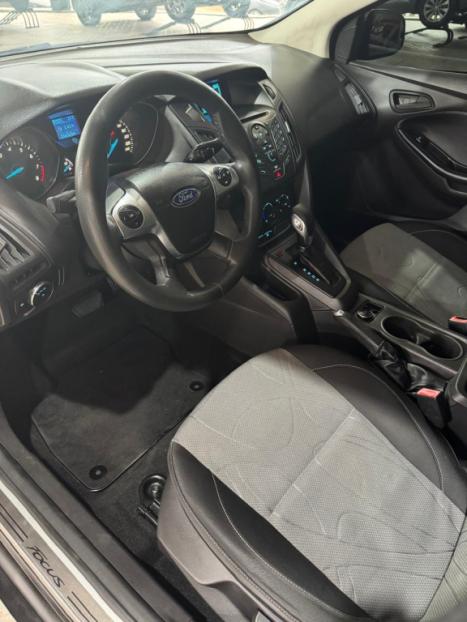FORD Focus Sedan 1.6 16V 4P FLEX S POWERSHIFT AUTOMATIZADO, Foto 9