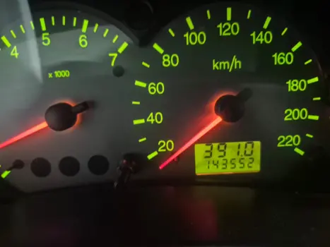 FORD Focus Sedan 1.6 4P, Foto 7