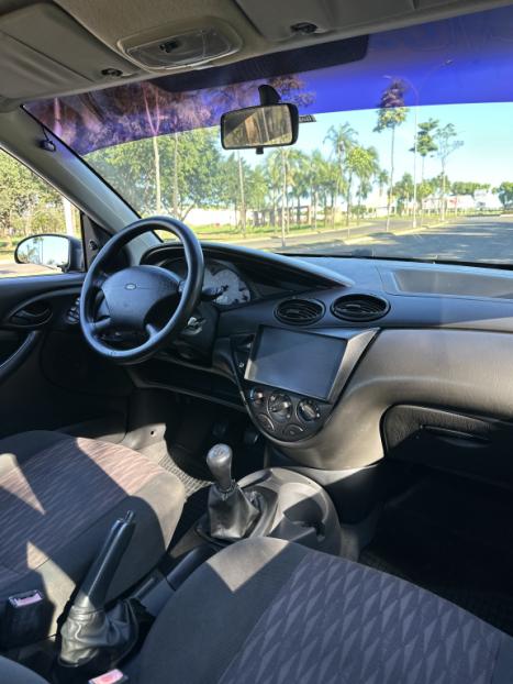 FORD Focus Sedan 1.6 4P, Foto 6