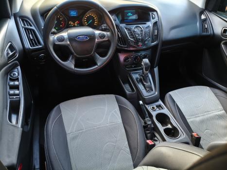 FORD Focus Sedan 2.0 16V 4P FLEX SE POWERSHIFT AUTOM�TICO, Foto 9