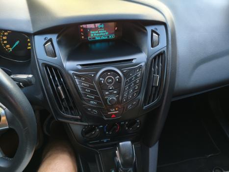 FORD Focus Sedan 2.0 16V 4P FLEX SE PLUS FASTBACK POWERSHIFT AUTOM�TICO, Foto 3