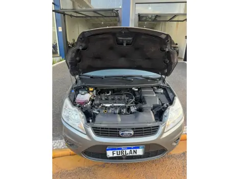 FORD Focus Sedan 2.0 16V 4P, Foto 5